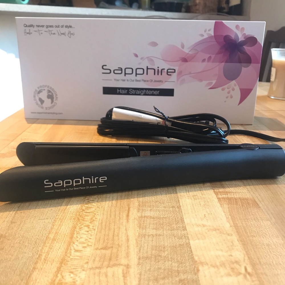 Sapphire hair straightener